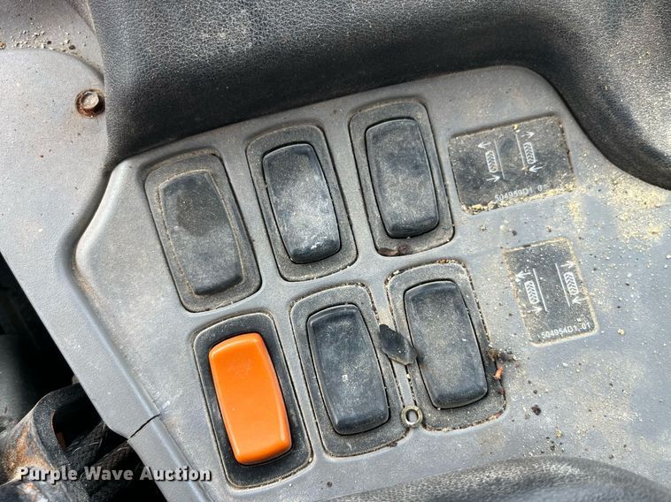 image for item LD9950 RoGator 1286C applicator