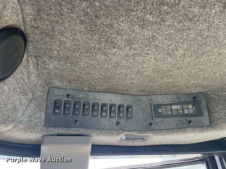 image for item LD9950 RoGator 1286C applicator