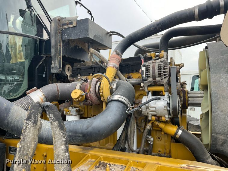 image for item LD9950 RoGator 1286C applicator