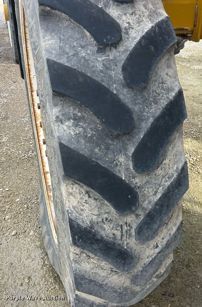 image for item LD9950 RoGator 1286C applicator