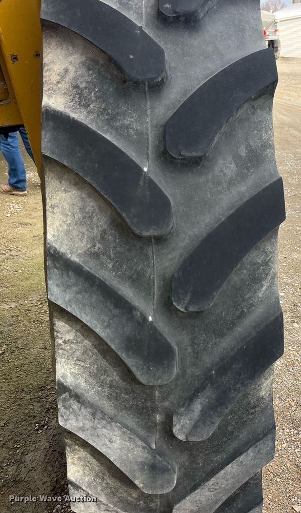 image for item LD9950 RoGator 1286C applicator