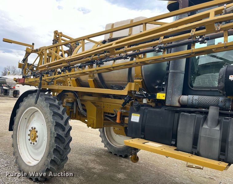 image for item LD9951 RoGator SSc 1084 sprayer