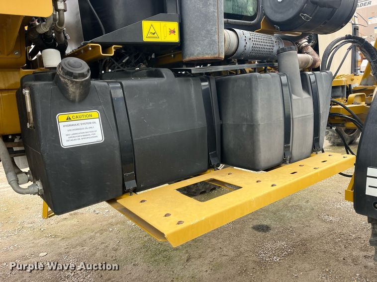 image for item LD9951 RoGator SSc 1084 sprayer