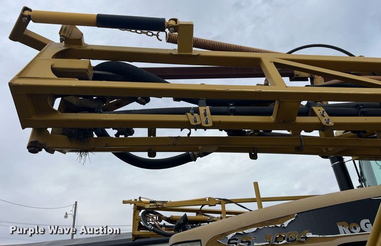 image for item LD9951 RoGator SSc 1084 sprayer