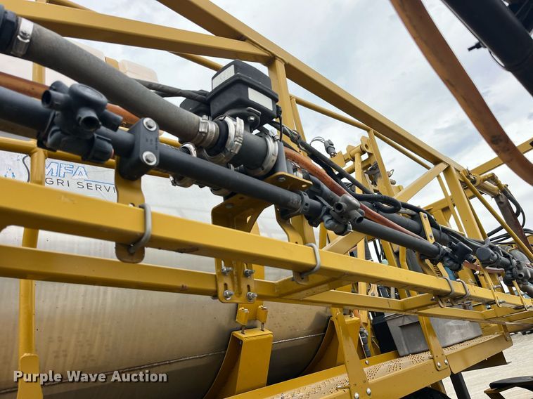 image for item LD9951 RoGator SSc 1084 sprayer