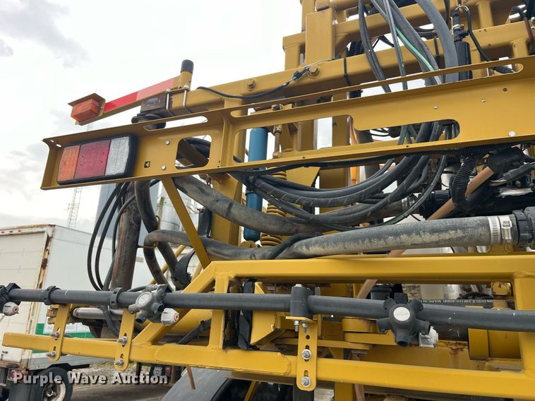 image for item LD9951 RoGator SSc 1084 sprayer