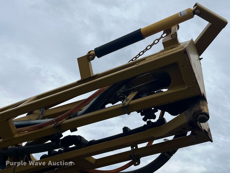 image for item LD9951 RoGator SSc 1084 sprayer