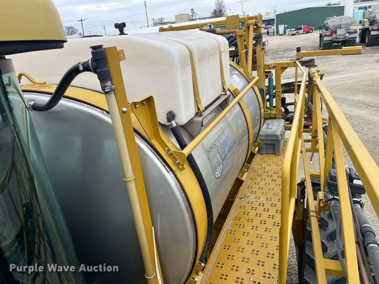 image for item LD9951 RoGator SSc 1084 sprayer