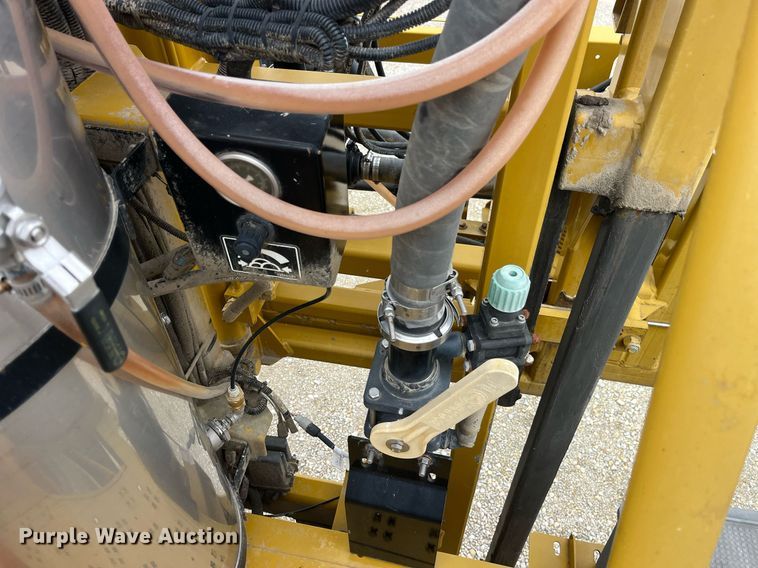 image for item LD9951 RoGator SSc 1084 sprayer