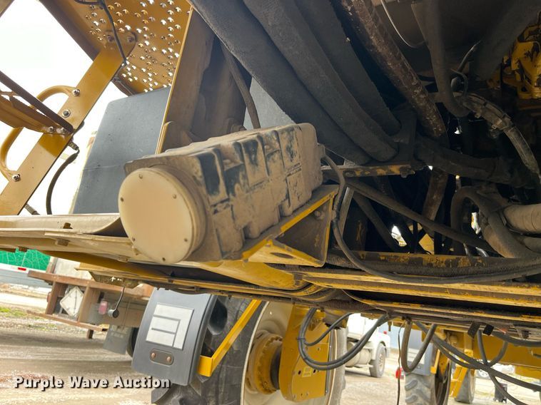 image for item LD9951 RoGator SSc 1084 sprayer