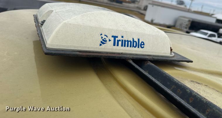 image for item LD9951 RoGator SSc 1084 sprayer