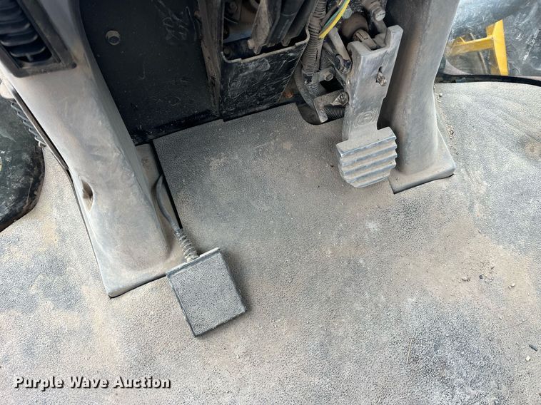 image for item LD9951 RoGator SSc 1084 sprayer