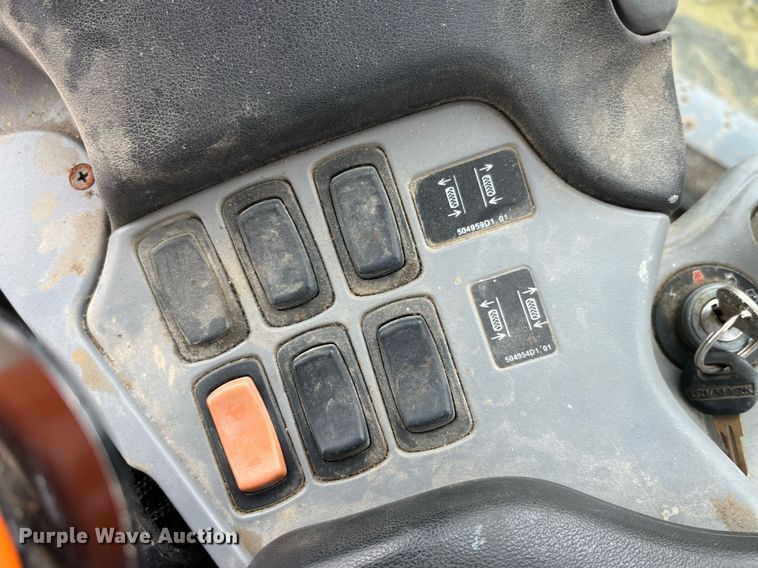 image for item LD9951 RoGator SSc 1084 sprayer