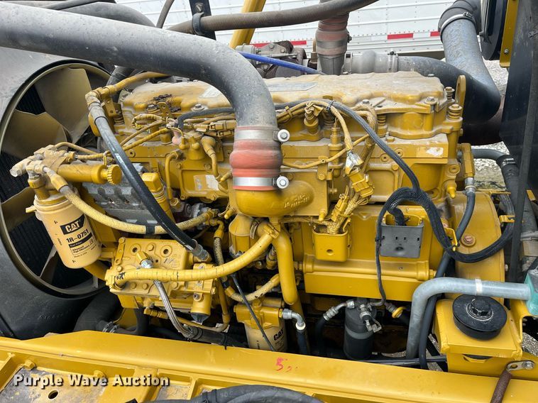 image for item LD9951 RoGator SSc 1084 sprayer