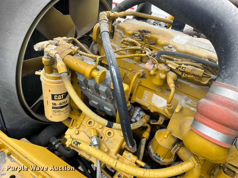 image for item LD9951 RoGator SSc 1084 sprayer