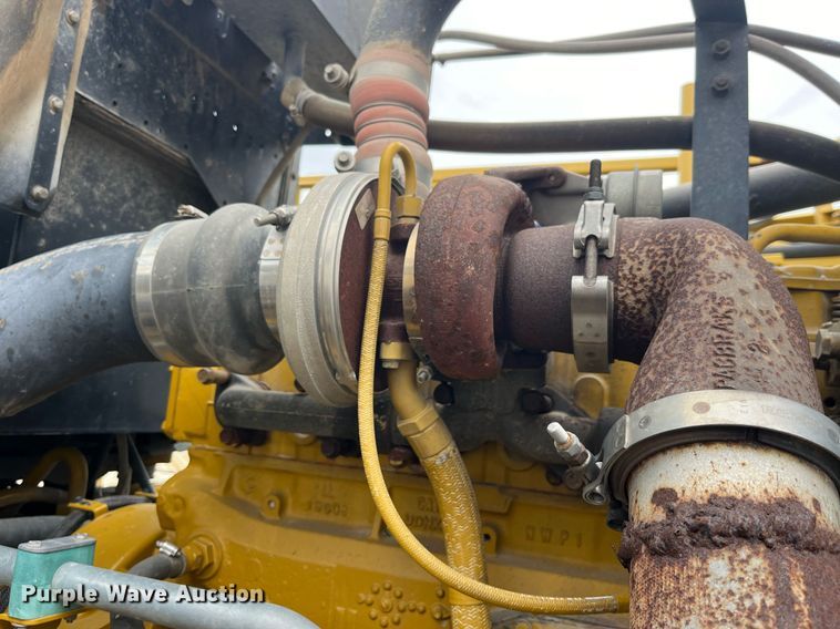 image for item LD9951 RoGator SSc 1084 sprayer