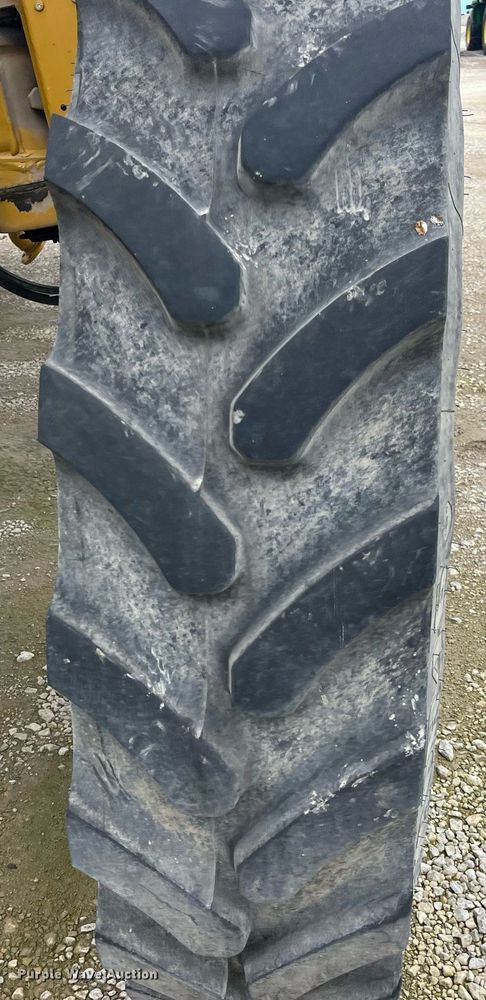 image for item LD9951 RoGator SSc 1084 sprayer