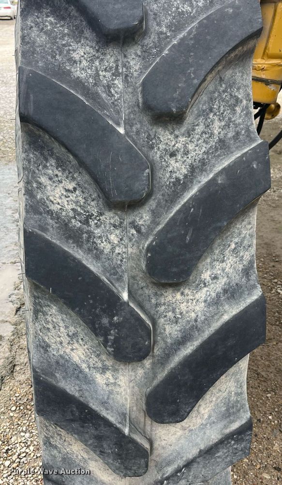 image for item LD9951 RoGator SSc 1084 sprayer