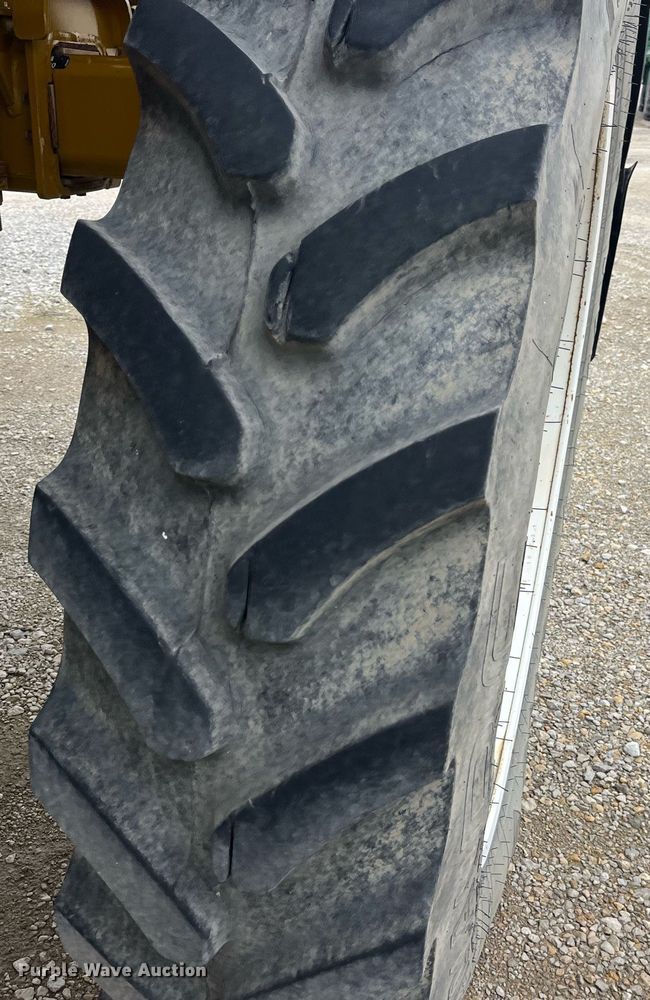 image for item LD9951 RoGator SSc 1084 sprayer