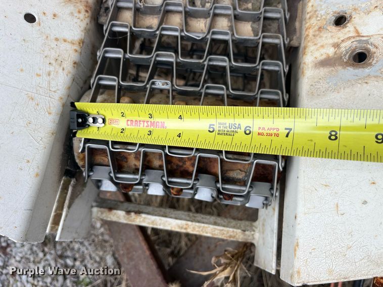 image for item LD9956 Willmar 600  spreader