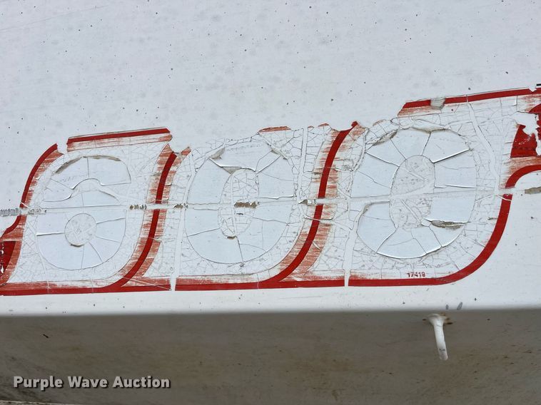 image for item LD9956 Willmar 600  spreader