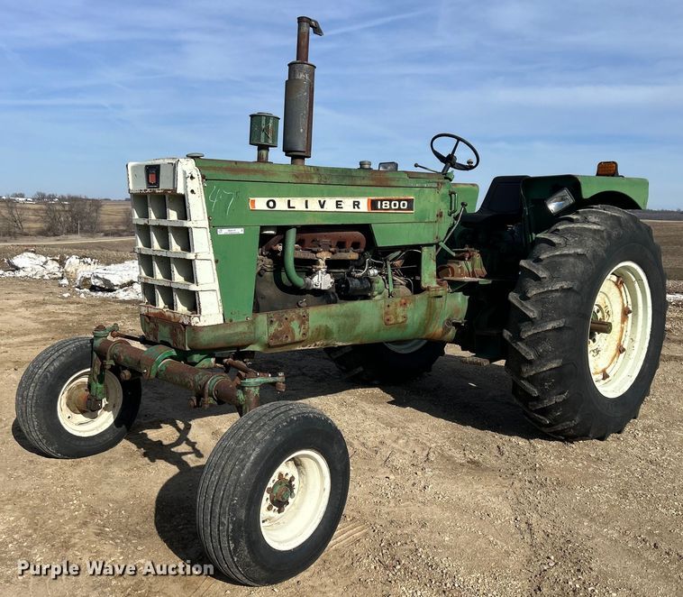 image for item MO9173 1962 Oliver 1800 tractor