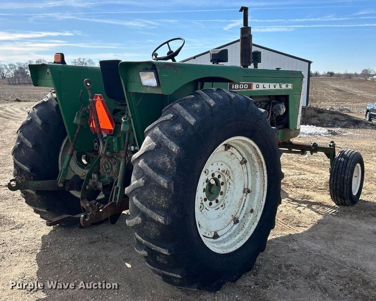 image for item MO9173 1962 Oliver 1800 tractor