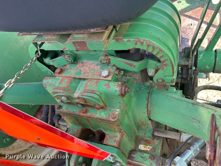 image for item MO9173 1962 Oliver 1800 tractor