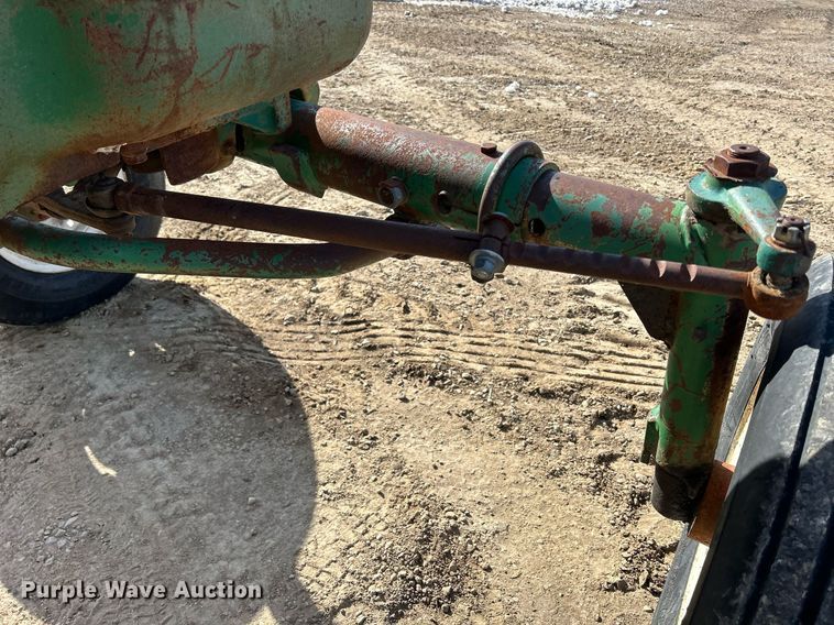 image for item MO9173 1962 Oliver 1800 tractor