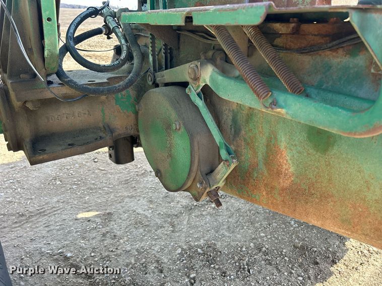 image for item MO9173 1962 Oliver 1800 tractor