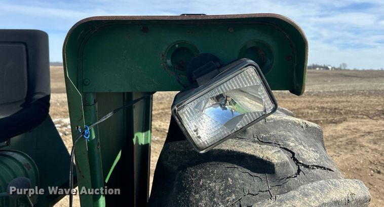 image for item MO9173 1962 Oliver 1800 tractor