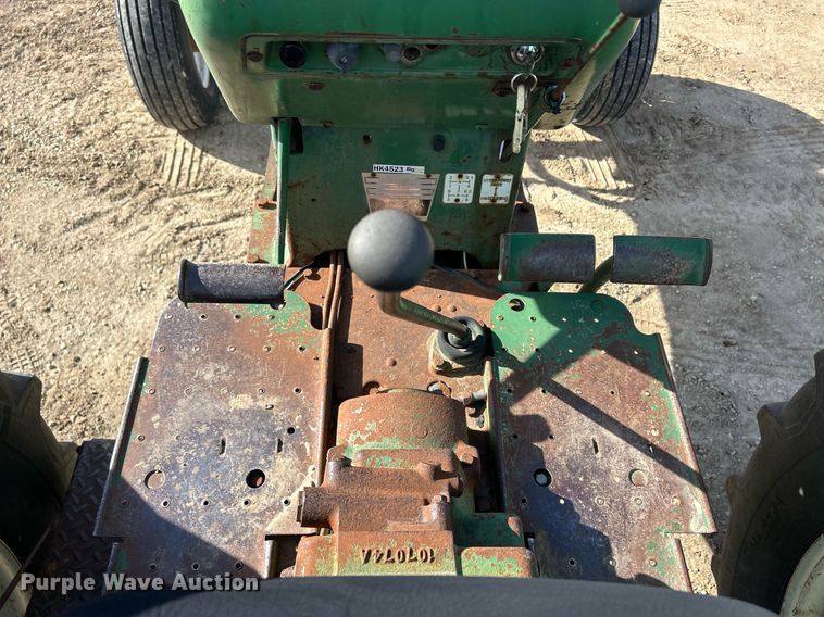 image for item MO9173 1962 Oliver 1800 tractor