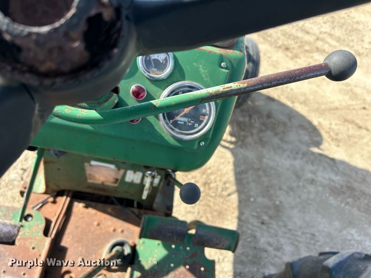 image for item MO9173 1962 Oliver 1800 tractor