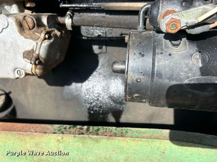 image for item MO9173 1962 Oliver 1800 tractor