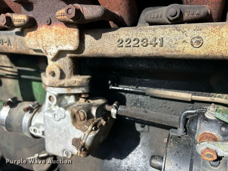 image for item MO9173 1962 Oliver 1800 tractor