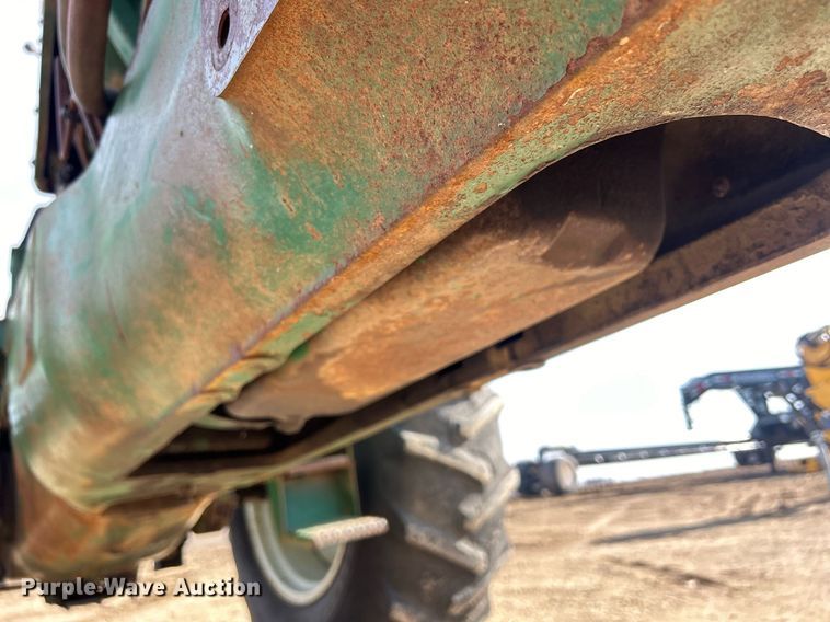 image for item MO9173 1962 Oliver 1800 tractor