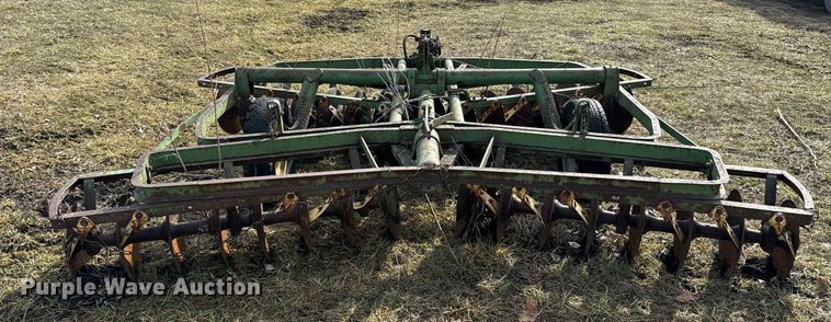 image for item NF9270 John Deere double off-set disk