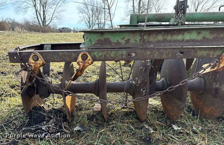 image for item NF9270 John Deere double off-set disk