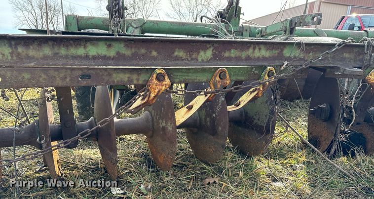 image for item NF9270 John Deere double off-set disk