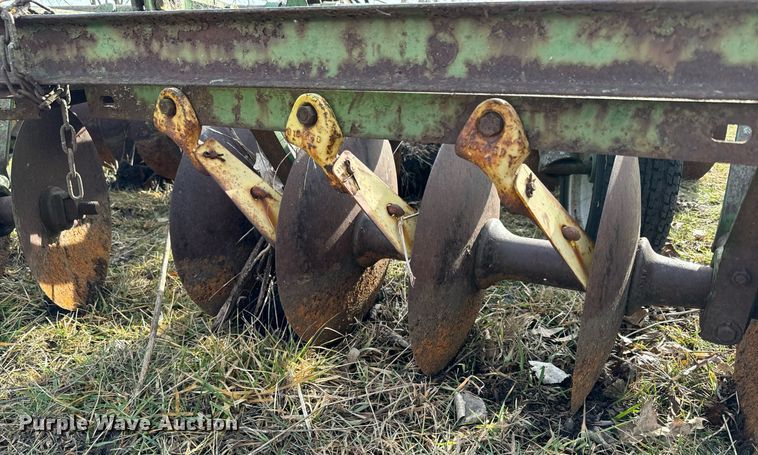 image for item NF9270 John Deere double off-set disk