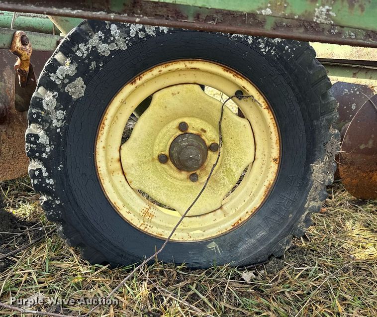 image for item NF9270 John Deere double off-set disk