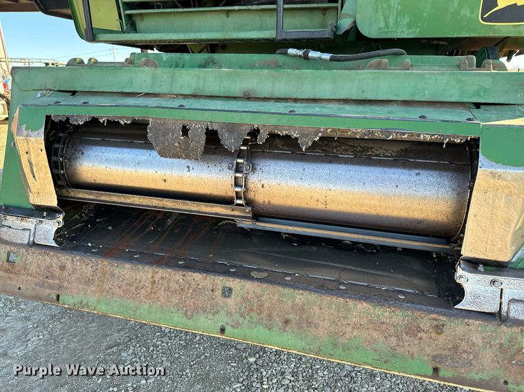 image for item NF9303 John Deere 7700 combine