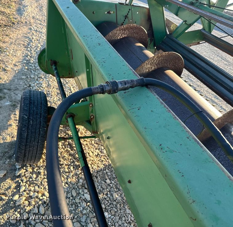 image for item NF9303 John Deere 7700 combine