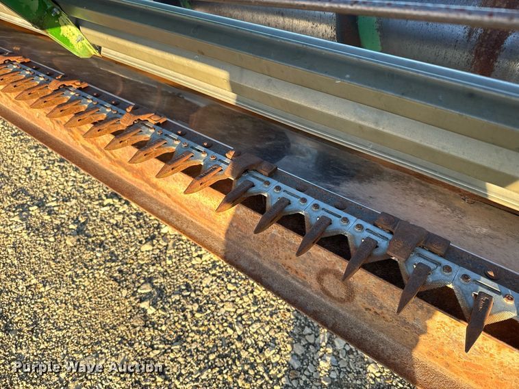 image for item NF9303 John Deere 7700 combine