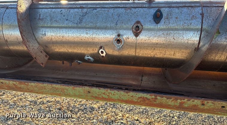 image for item NF9303 John Deere 7700 combine