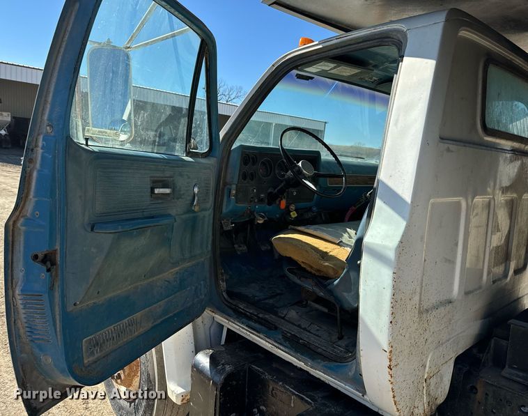 image for item NF9305 1978 Chevrolet  C60 dump truck