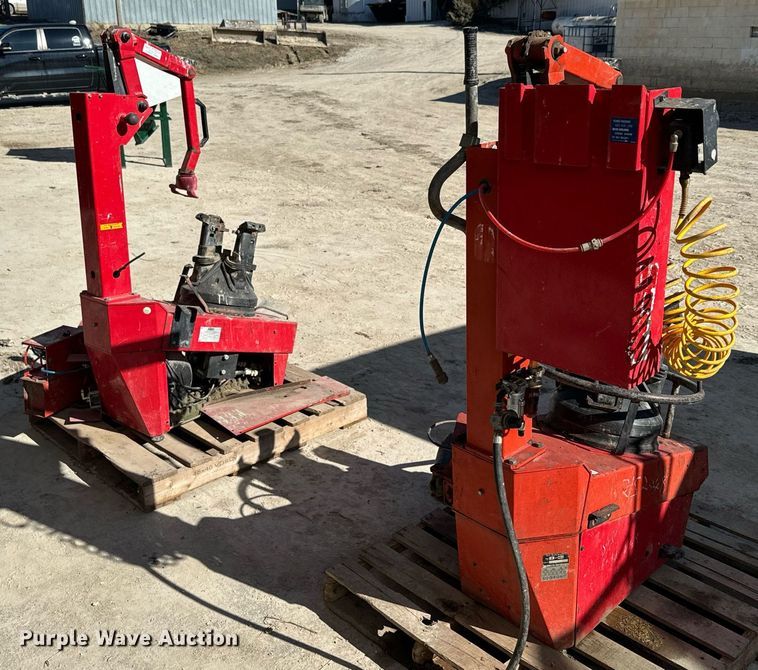 image for item NF9306 (2) Tire machines