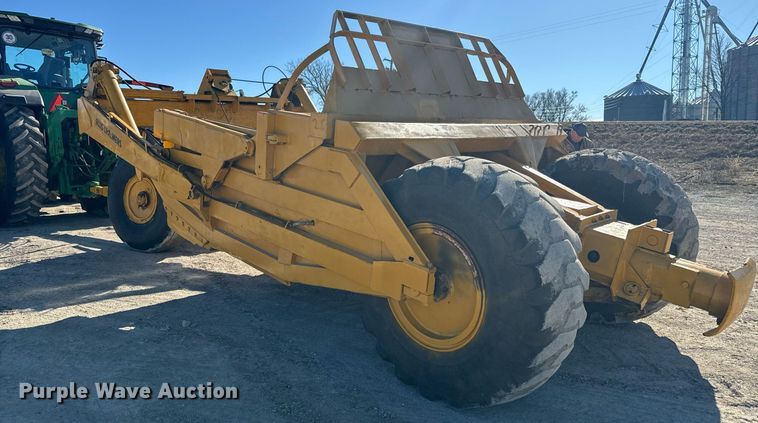 image for item NF9307 Allis Chalmers AC108 scraper