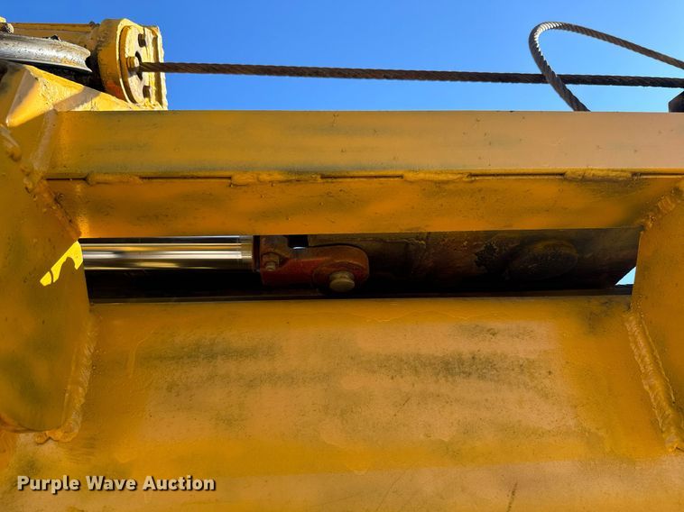 image for item NF9307 Allis Chalmers AC108 scraper