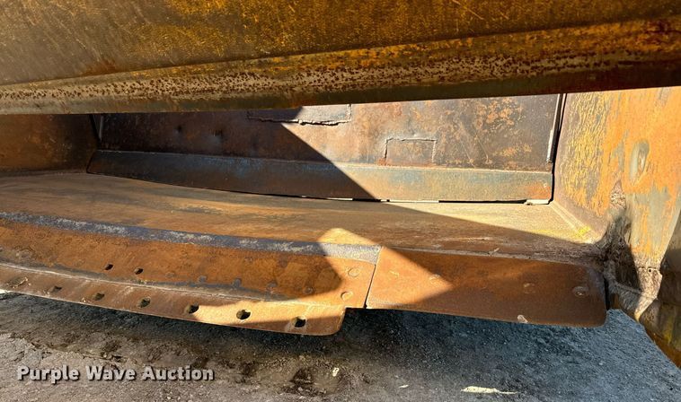 image for item NF9307 Allis Chalmers AC108 scraper